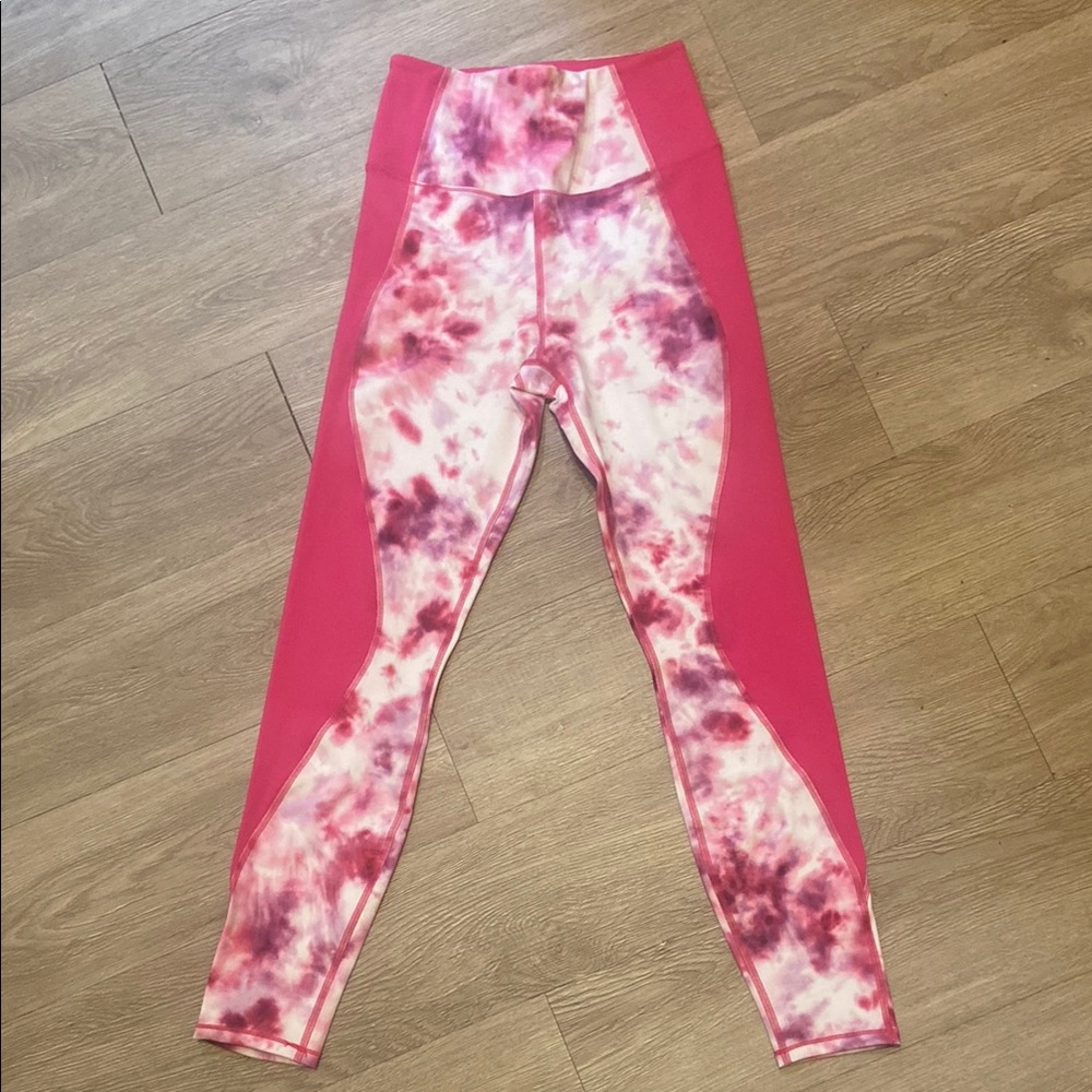 Good American Pink Tie-Dye Leggings